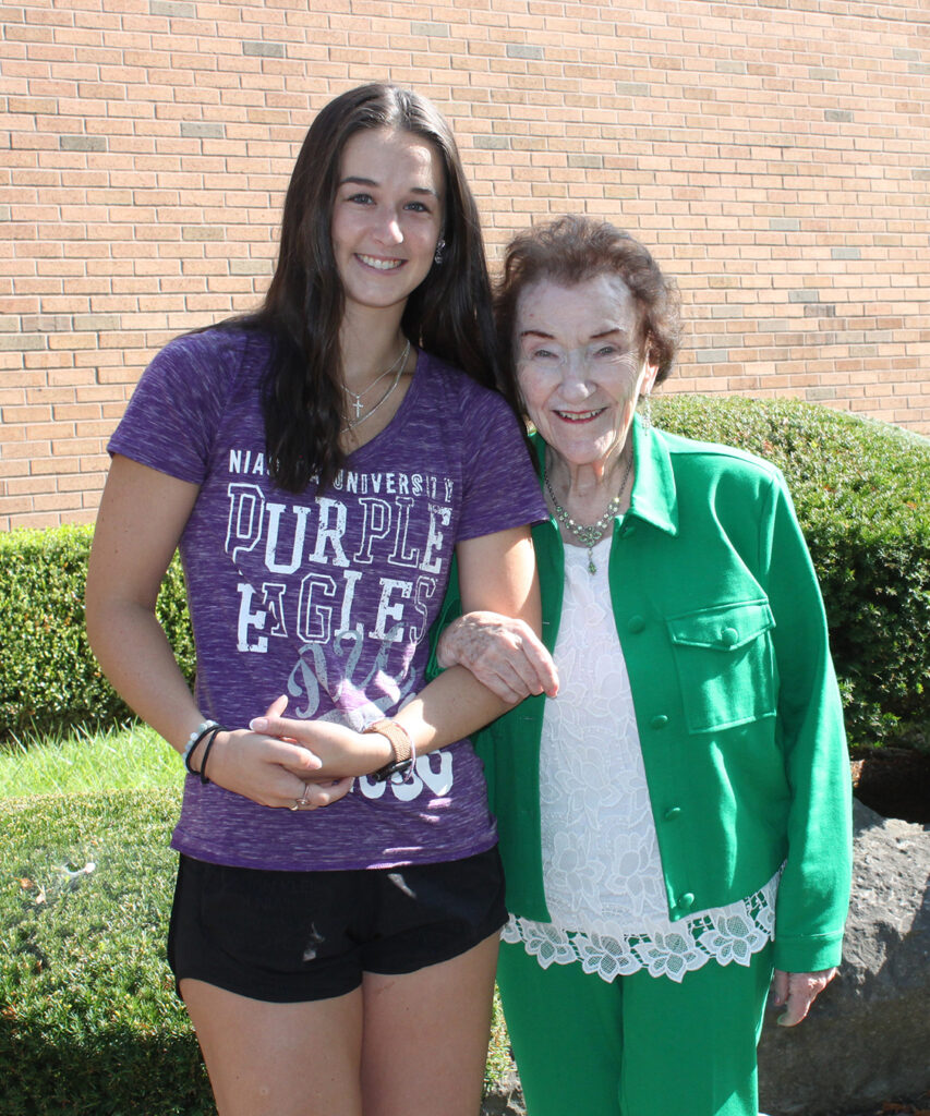 Nursing student Mikayla Robinson with her grandmother, L. Jeanne (Burns) Argy, a member of the College of Nursing's Class of 1952.