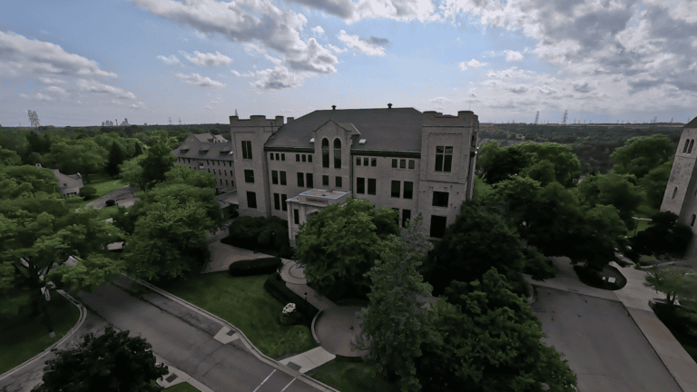 An arial photo of Glynn Hall at Niagara University
